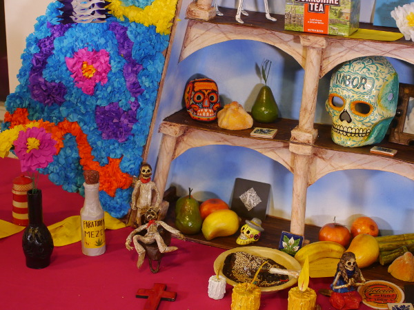What can we learn from the Mexican tradition of Ofrenda building? (podcast)